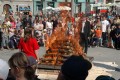 Brněnskou akci Pozor děti! zakončila slavnostní vatra na náměstí Svobody.