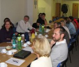 Účastníci prezentačně-diskusního setkání v NIDM