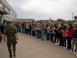 Kosovo - při příchodu do gymnázia nás čekalo srdečné přivítání.
