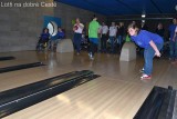 Lotři z Hronova s klienty stacionářů Cesta a NONA soutěžili v bowlingu - každý házel, jak dovedl
